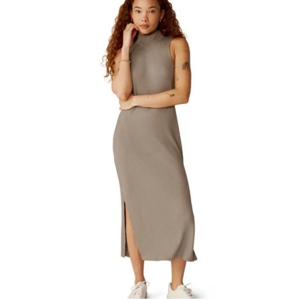 Beyond Yoga Well Traveled Taupe Rib Knit Athleisure Midi Dress Sz Small - Picture 2 of 16